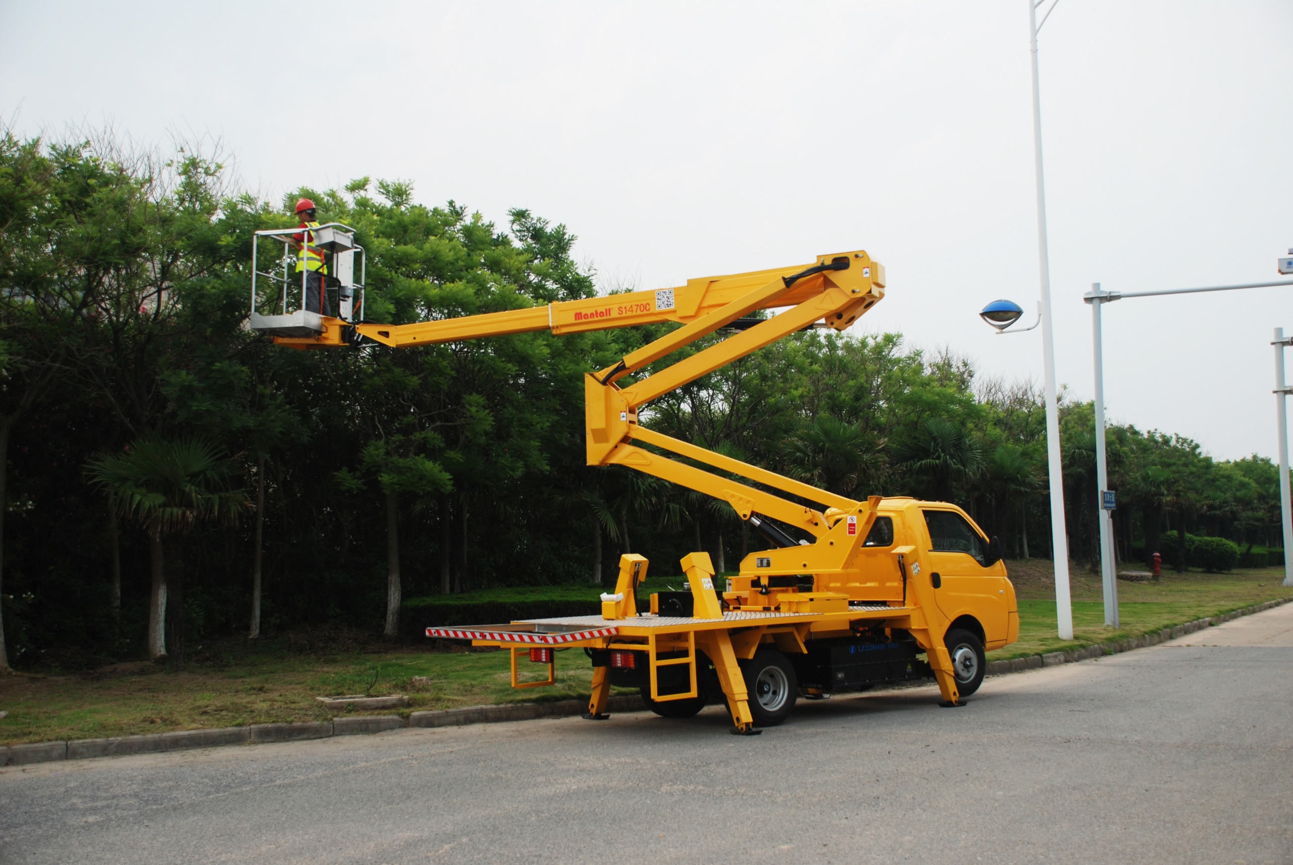 美通车载式高空作业平台S1470C